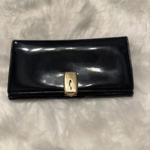 Classic Gucci Wallet with Gold toned Clasp